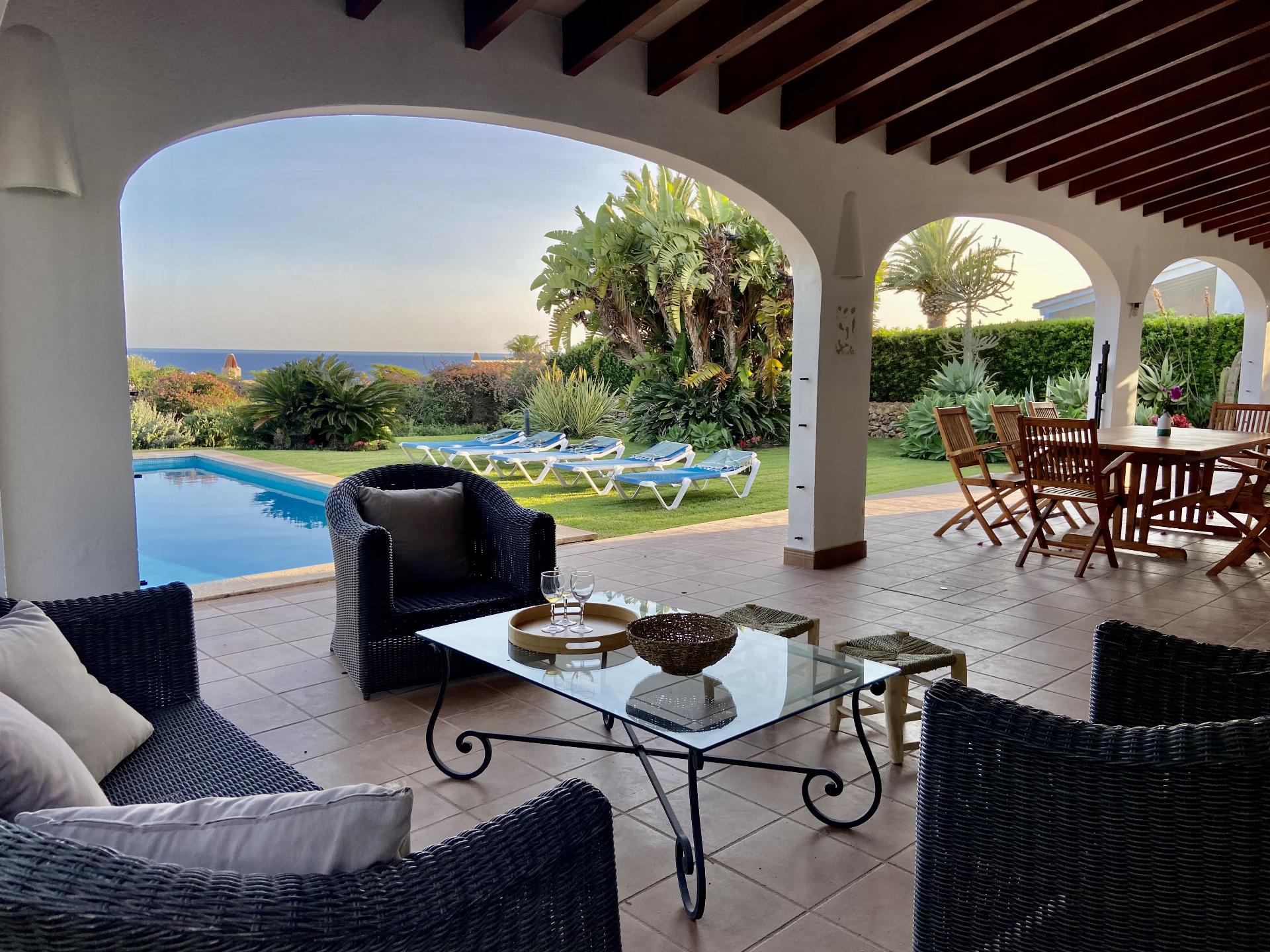 Minorque Binibica- Location d’une maison avec piscine, jardin et vue mer à 180°